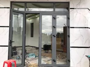 bán cửa nhôm xingfa 4 cánh cửa chính